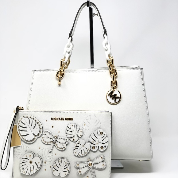 Michael Kors Handbags - MICHAEL KORS CYNTHIA MED SATCHEL+WALLET SET